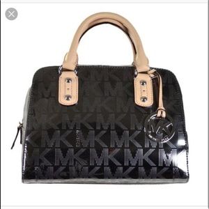 Michael kors purse